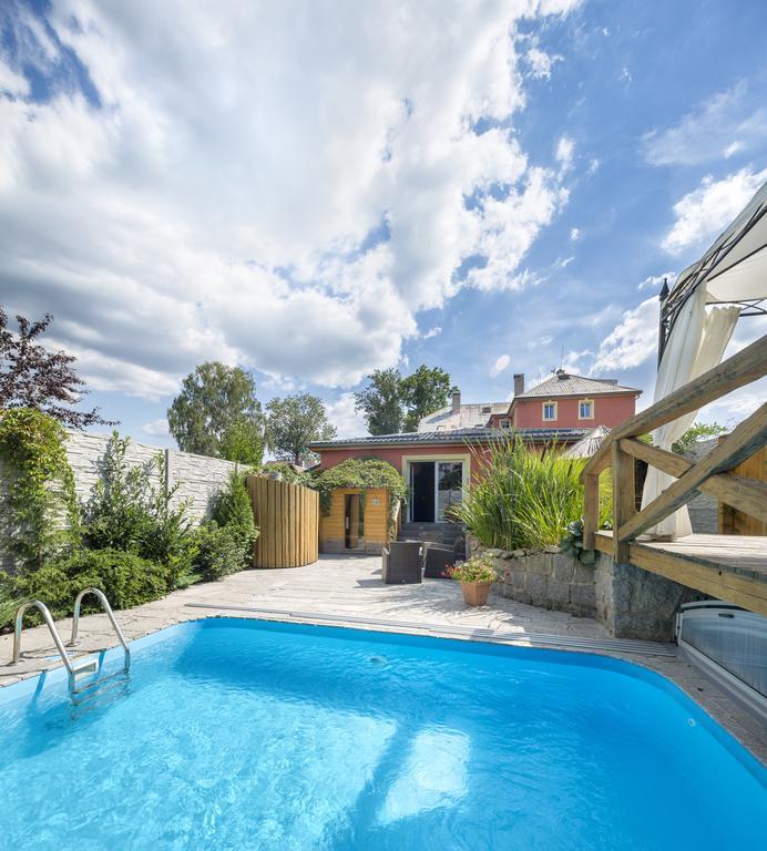 Pytloun Wellness Travel
